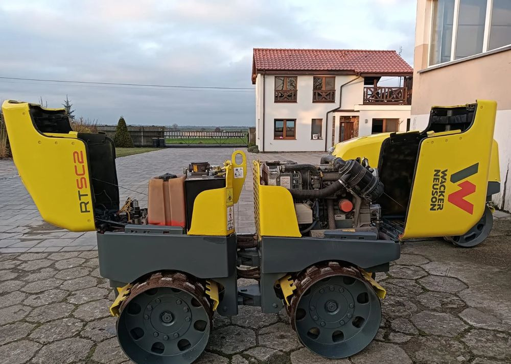 Minihenger Wacker Neuson RTSC2: 5 kép.