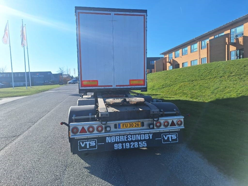 AMT LG200 2 akslet linktrailer m. gardinopbygning - Ponyvás félpótkocsi: 2 kép. AMT LG200 2 akslet linktrailer m. gardinopbygning - Ponyvás félpótkocsi: 2 kép.