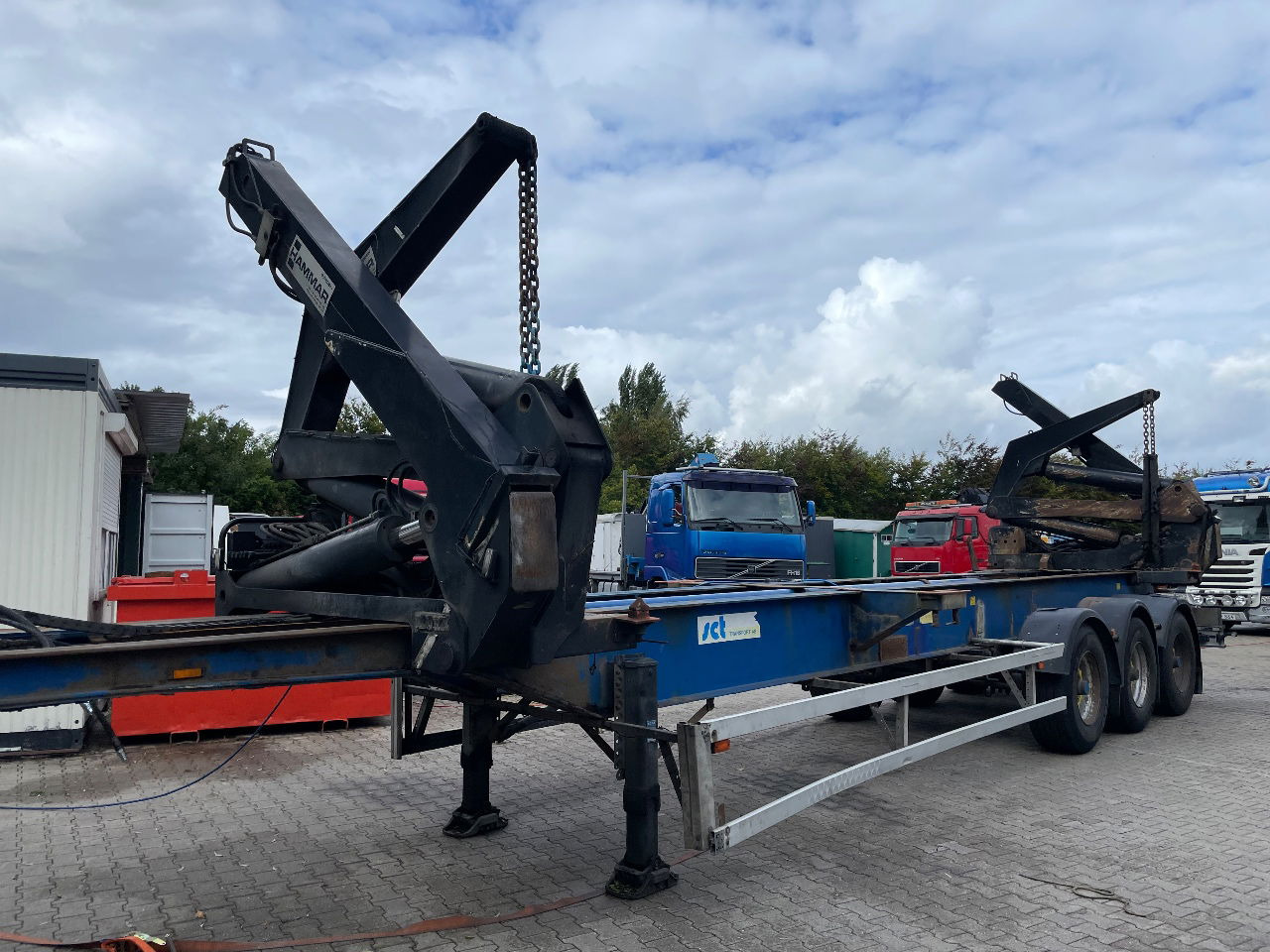 Hammar 151 HS side loader - Félpótkocsi cserefelépítményes: 1 kép. Hammar 151 HS side loader - Félpótkocsi cserefelépítményes: 1 kép.