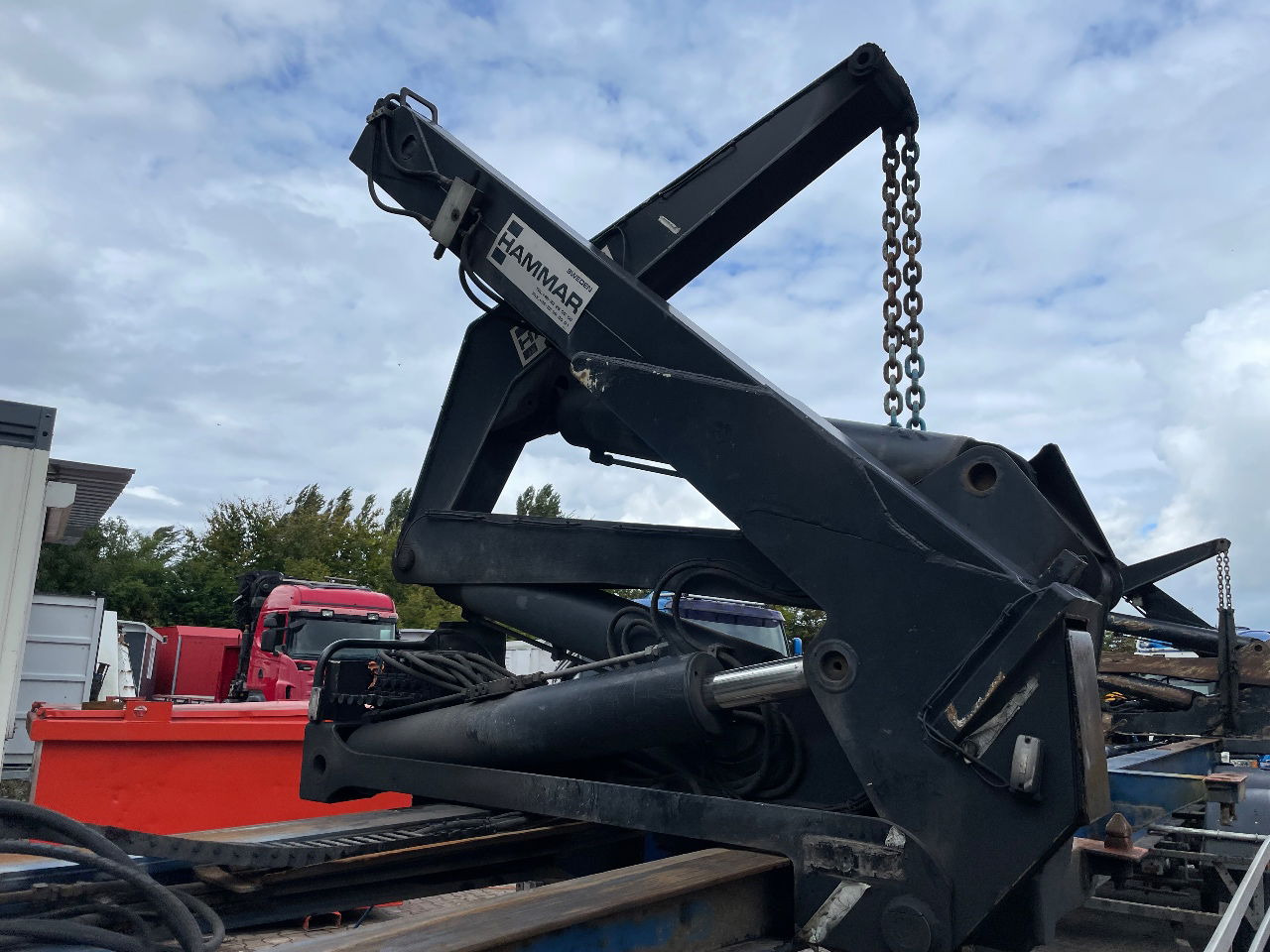 Hammar 151 HS side loader - Félpótkocsi cserefelépítményes: 2 kép. Hammar 151 HS side loader - Félpótkocsi cserefelépítményes: 2 kép.