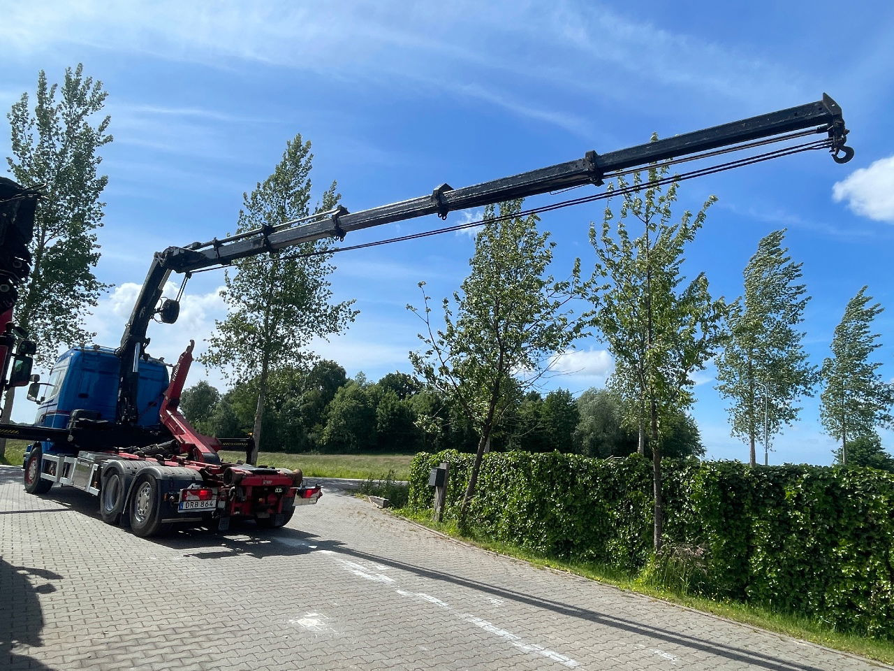 Hiab 262 X-Hipro EP5 - Rakodódaru - Teherautó: 3 kép. Hiab 262 X-Hipro EP5 - Rakodódaru - Teherautó: 3 kép.