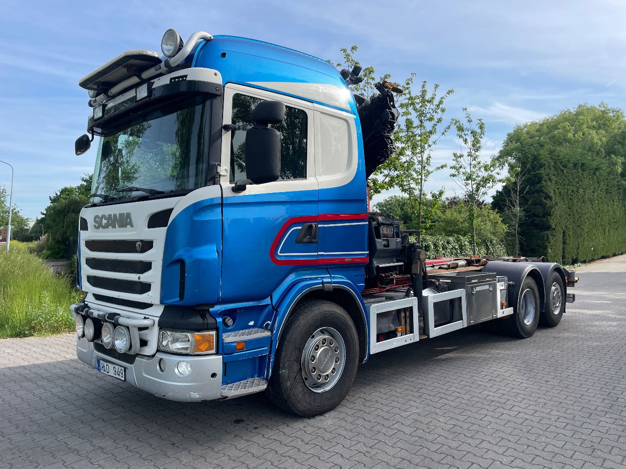 Scania R480 - Cserefelépítményes teherautó, Darus autó: 1 kép. Scania R480 - Cserefelépítményes teherautó, Darus autó: 1 kép.
