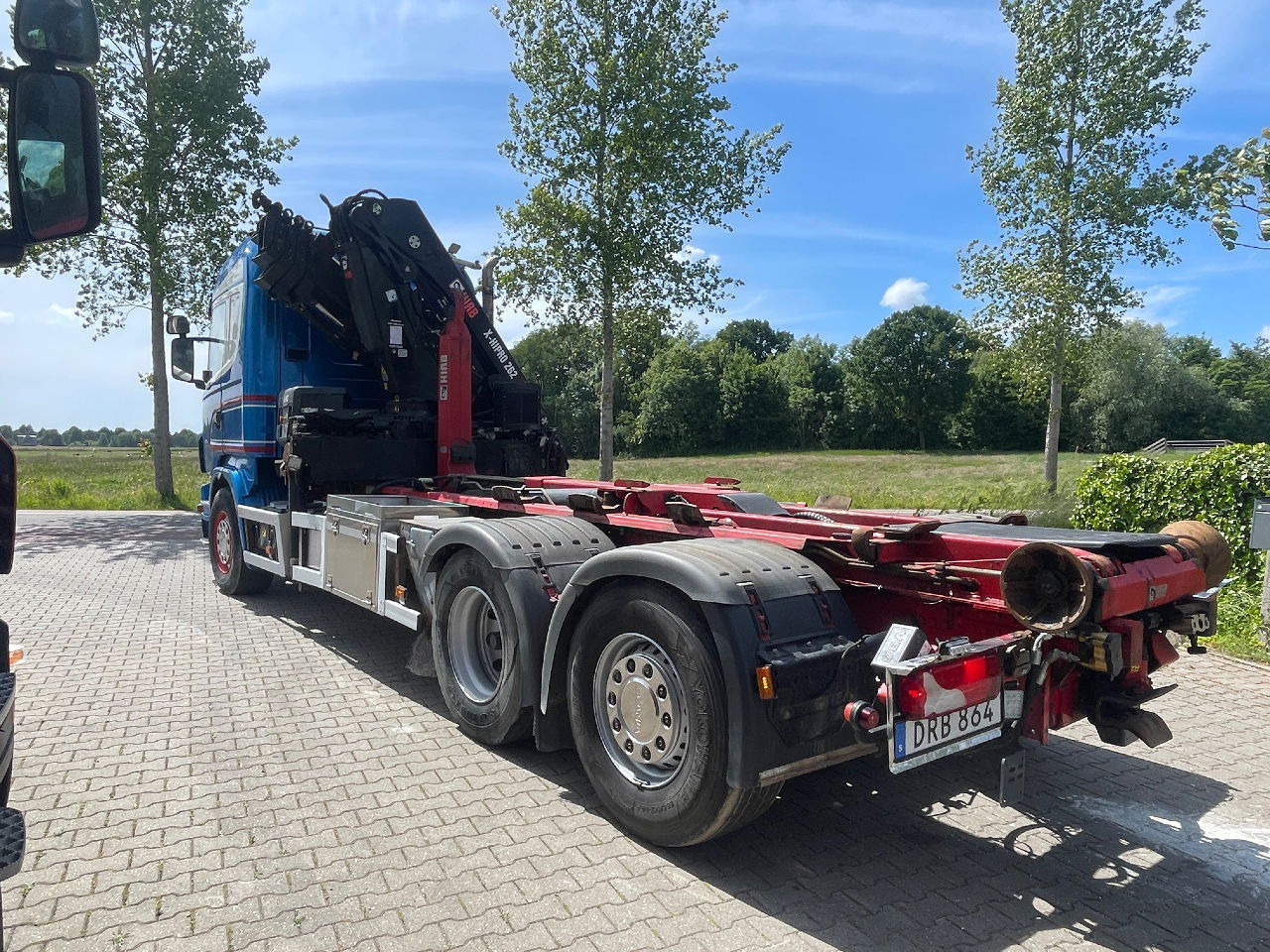 Scania R480 with hiab hookloader and hiab 262 EP5 with remote crane 2019 - Cserefelépítményes teherautó, Darus autó: 3 kép. Scania R480 with hiab hookloader and hiab 262 EP5 with remote crane 2019 - Cserefelépítményes teherautó, Darus autó: 3 kép.