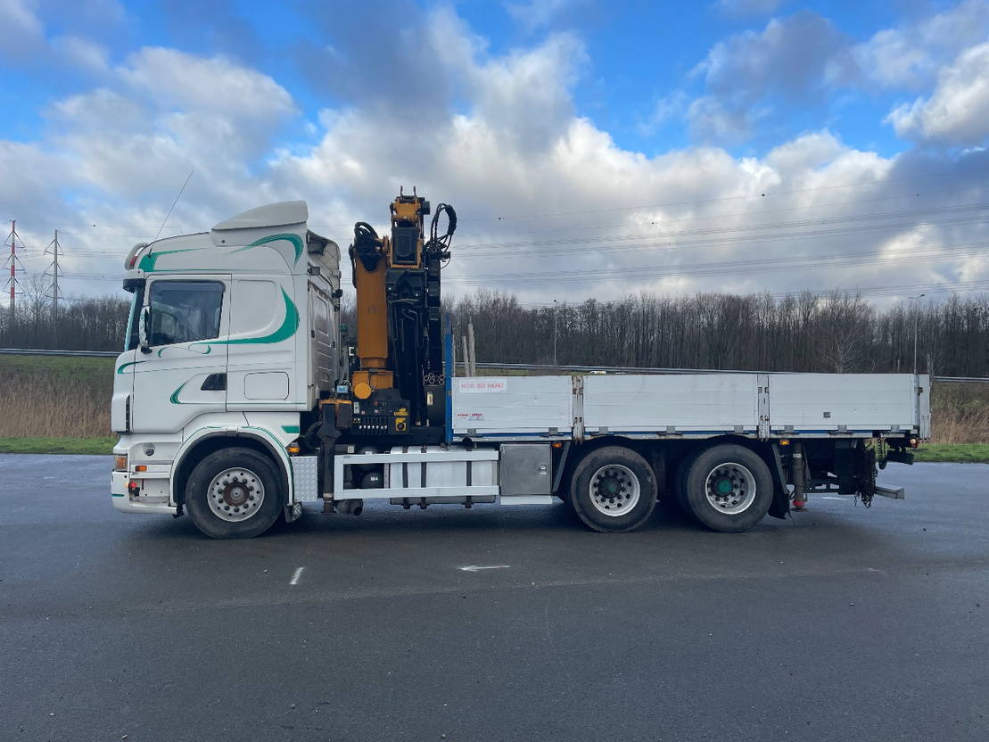 Scania R580 V8 Effer 370 crane with jib and winch - Darus autó: 3 kép. Scania R580 V8 Effer 370 crane with jib and winch - Darus autó: 3 kép.