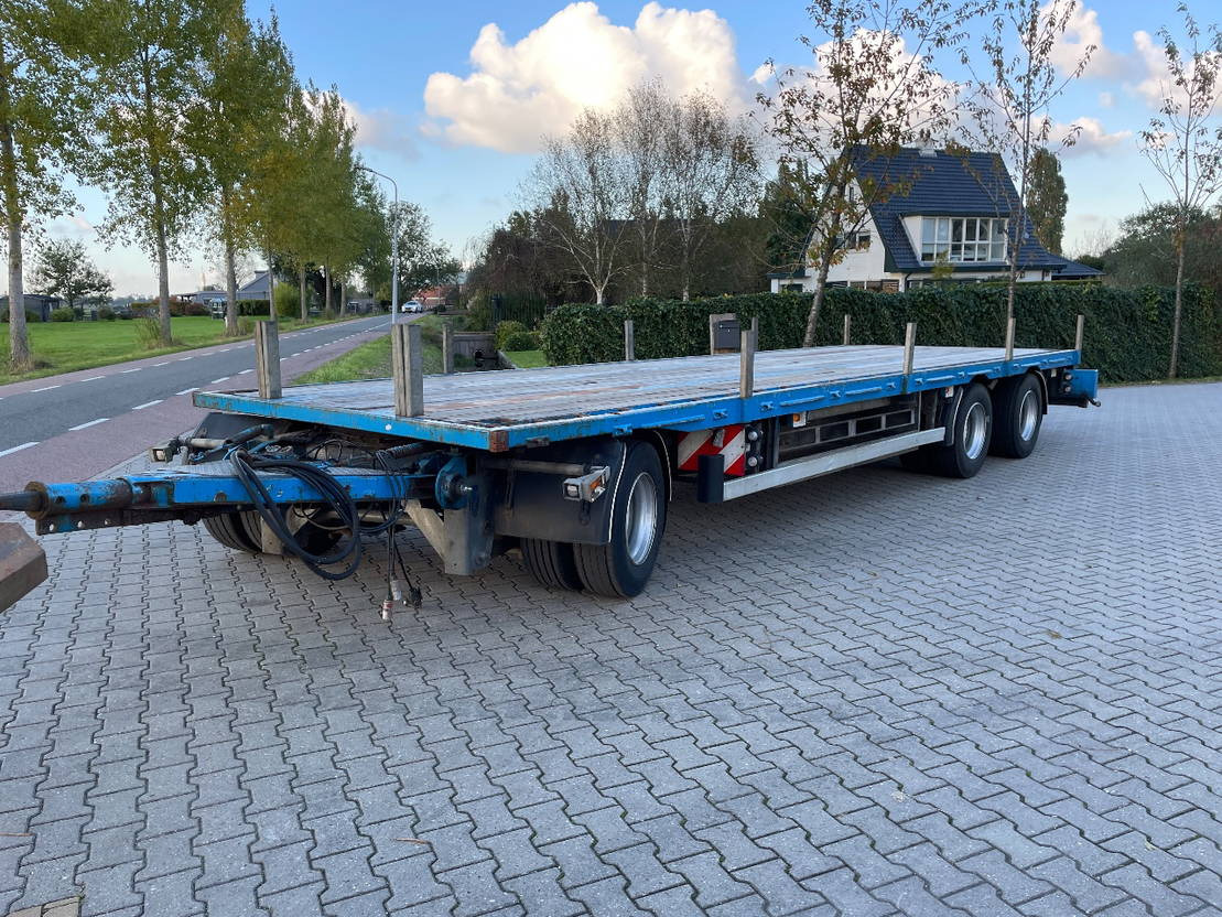 Vogelzang Schamelwagen open laadbak met uitschuifbare number - Platós pótkocsi: 1 kép. Vogelzang Schamelwagen open laadbak met uitschuifbare number - Platós pótkocsi: 1 kép.