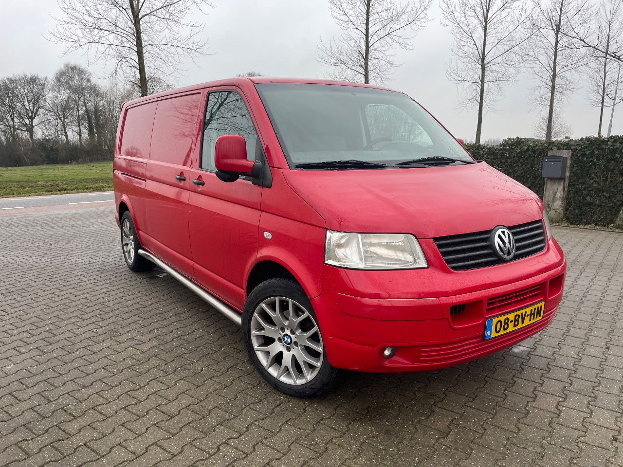 Volkswagen Transporter t5 2.5 L2 dubbele schuifdeur - Kis furgon: 5 kép. Volkswagen Transporter t5 2.5 L2 dubbele schuifdeur - Kis furgon: 5 kép.