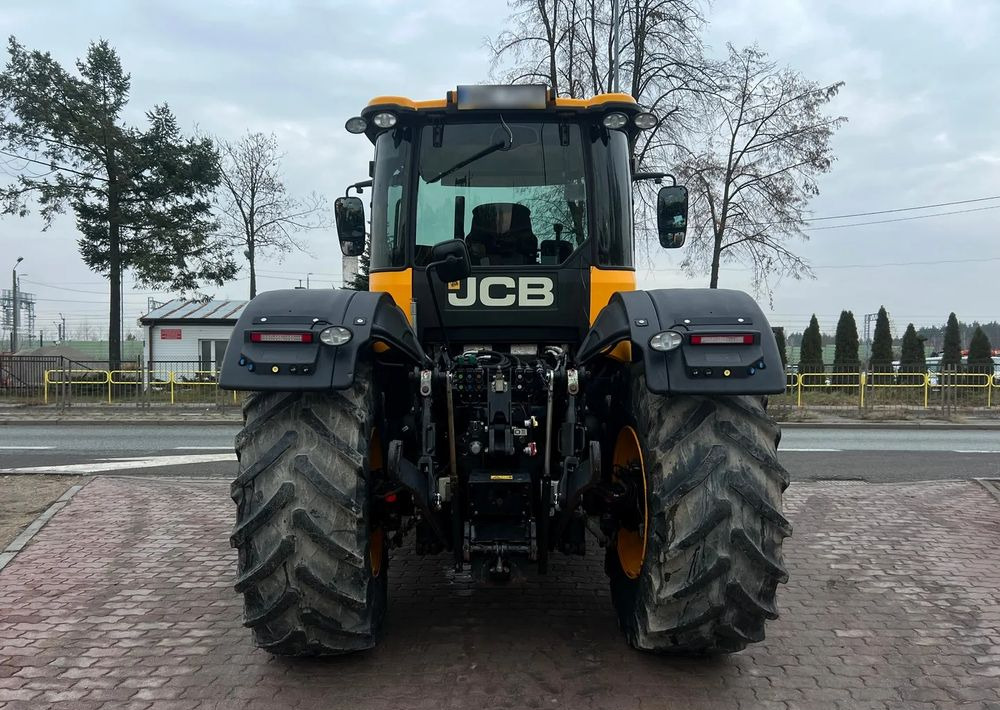 JCB 4220 - Traktor: 4 kép. JCB 4220 - Traktor: 4 kép.