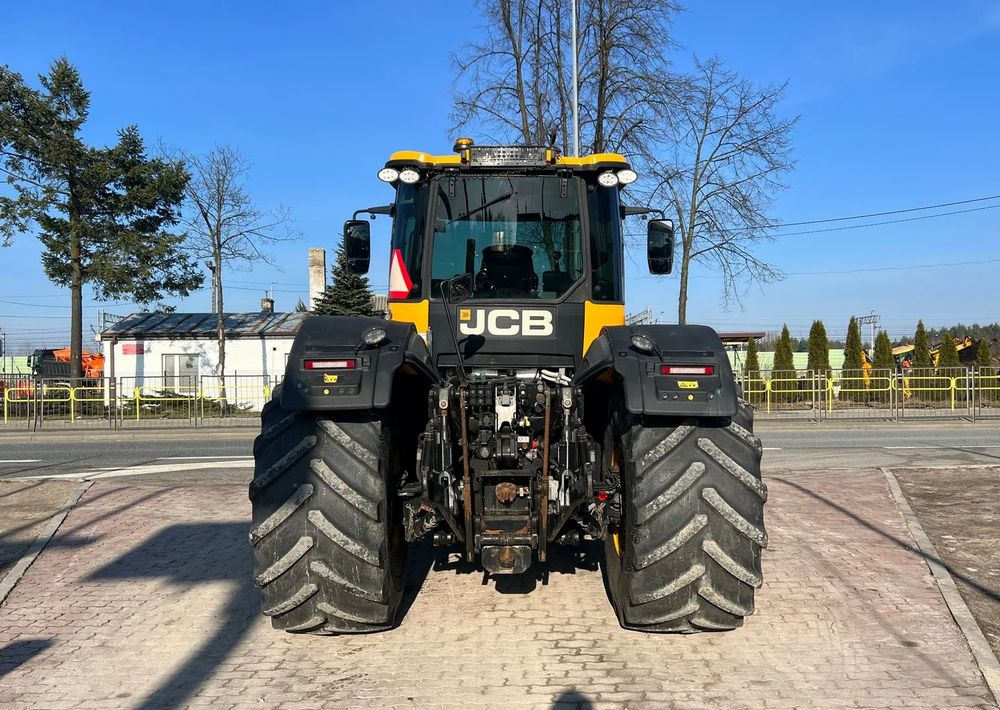 JCB 4220 - Traktor: 4 kép. JCB 4220 - Traktor: 4 kép.