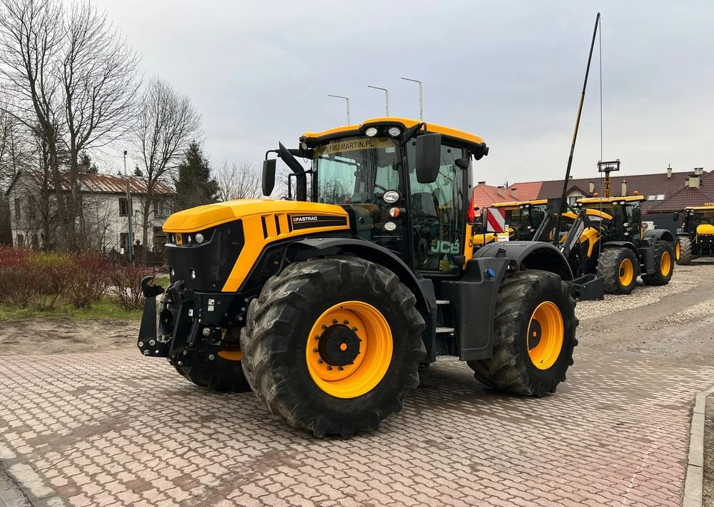 JCB FASTRAC 4220 | 220 KM | 2020 ROK | MAŁO GODZIN | BARDZO DOBRY STAN - Traktor: 1 kép. JCB FASTRAC 4220 | 220 KM | 2020 ROK | MAŁO GODZIN | BARDZO DOBRY STAN - Traktor: 1 kép.