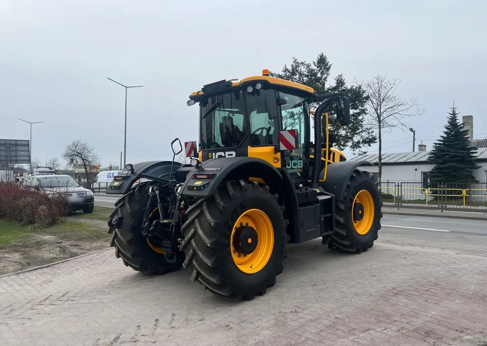JCB Fastrac 4220 ICON | DEMO |220 KM |2022 ROK - Traktor: 5 kép. JCB Fastrac 4220 ICON | DEMO |220 KM |2022 ROK - Traktor: 5 kép.