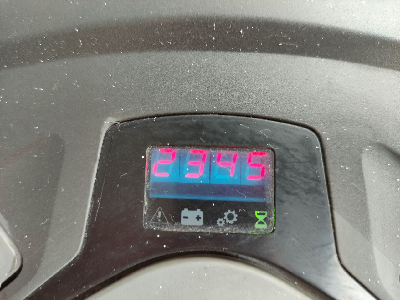 Emelőtargoncá BT SWE160L: 6 kép. Emelőtargoncá BT SWE160L: 6 kép.