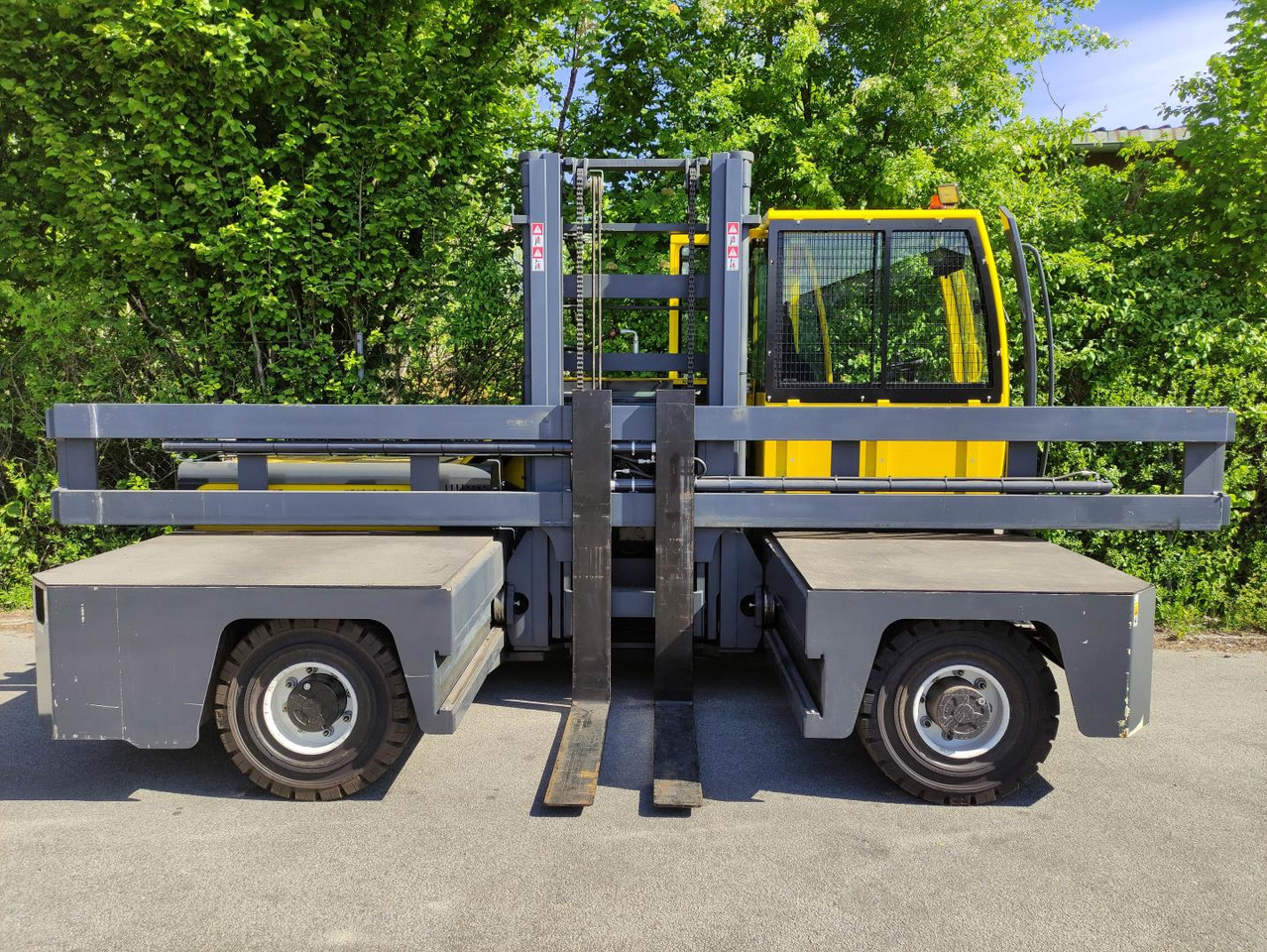 Combilift C6000 FSL - Oldalrakodó targoncá: 2 kép. Combilift C6000 FSL - Oldalrakodó targoncá: 2 kép.