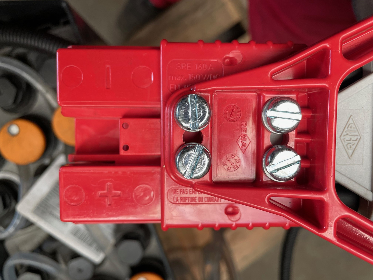 Exide 24 Volt I 2EPzB 200 - Akkumulátor - Anyagmozgató gép: 4 kép. Exide 24 Volt I 2EPzB 200 - Akkumulátor - Anyagmozgató gép: 4 kép.