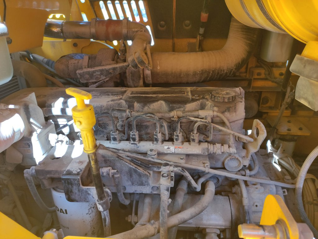 Hyundai 160D-7E - Konténer targoncá: 2 kép. Hyundai 160D-7E - Konténer targoncá: 2 kép.