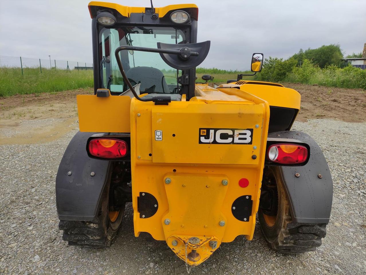JCB 525-60 Hi Viz - Teleszkópos rakodó: 4 kép. JCB 525-60 Hi Viz - Teleszkópos rakodó: 4 kép.