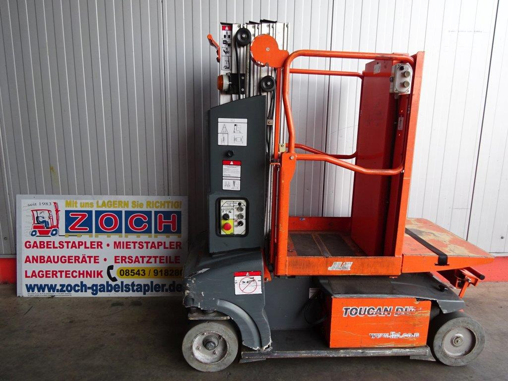 JLG Toucan duo - Oszlopos személyemelő: 1 kép. JLG Toucan duo - Oszlopos személyemelő: 1 kép.