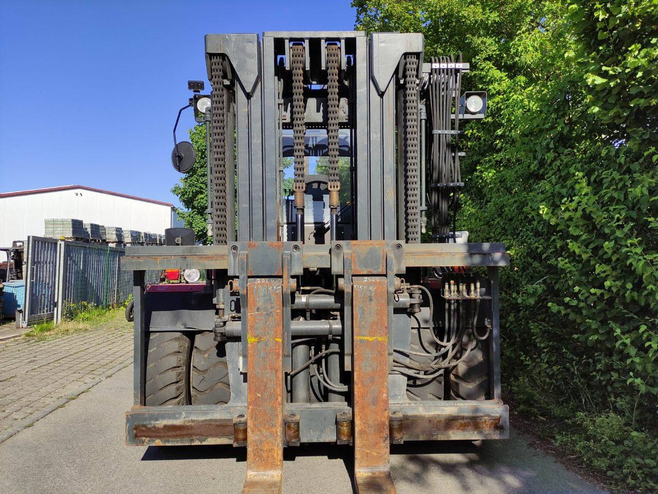 Kalmar DCD250-12 LB - Dízel targonca: 4 kép. Kalmar DCD250-12 LB - Dízel targonca: 4 kép.