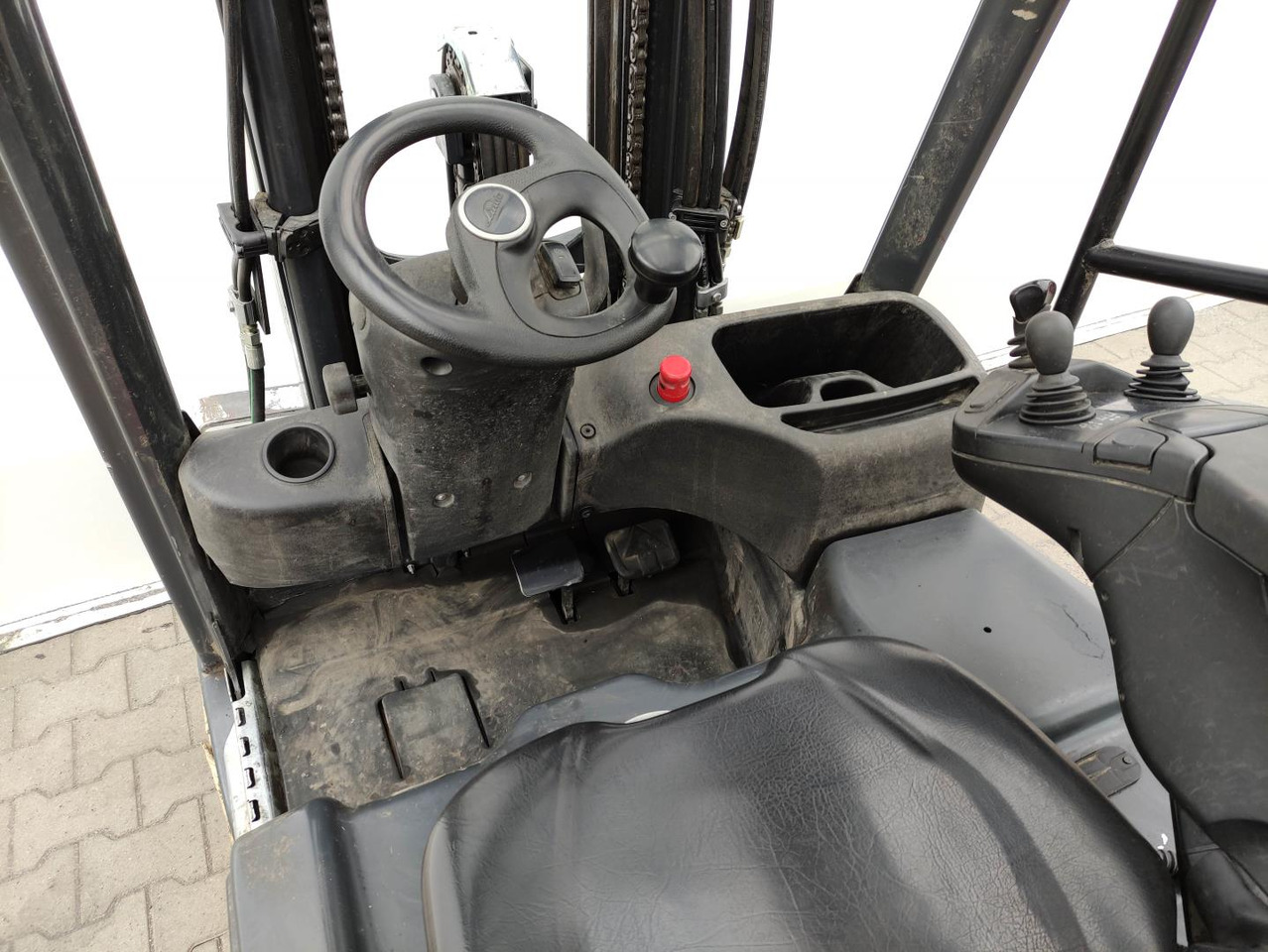 Linde E14-02-386-EVO - Elektromos targonca: 5 kép. Linde E14-02-386-EVO - Elektromos targonca: 5 kép.