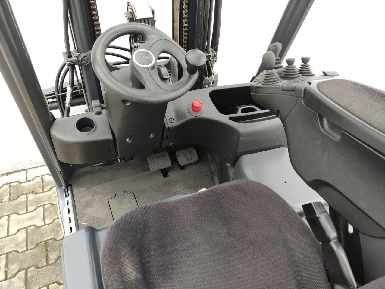 Linde E16-C-02-387 EVO - Elektromos targonca: 5 kép. Linde E16-C-02-387 EVO - Elektromos targonca: 5 kép.