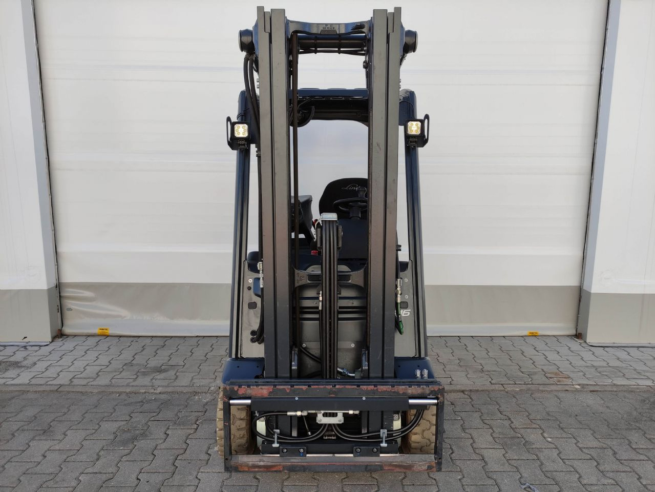 Linde E16C-02-386 EVO - Elektromos targonca: 3 kép. Linde E16C-02-386 EVO - Elektromos targonca: 3 kép.