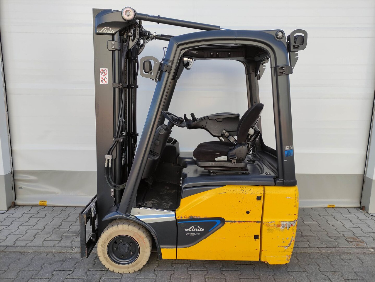 Linde E16C-02-386 EVO - Elektromos targonca: 1 kép. Linde E16C-02-386 EVO - Elektromos targonca: 1 kép.