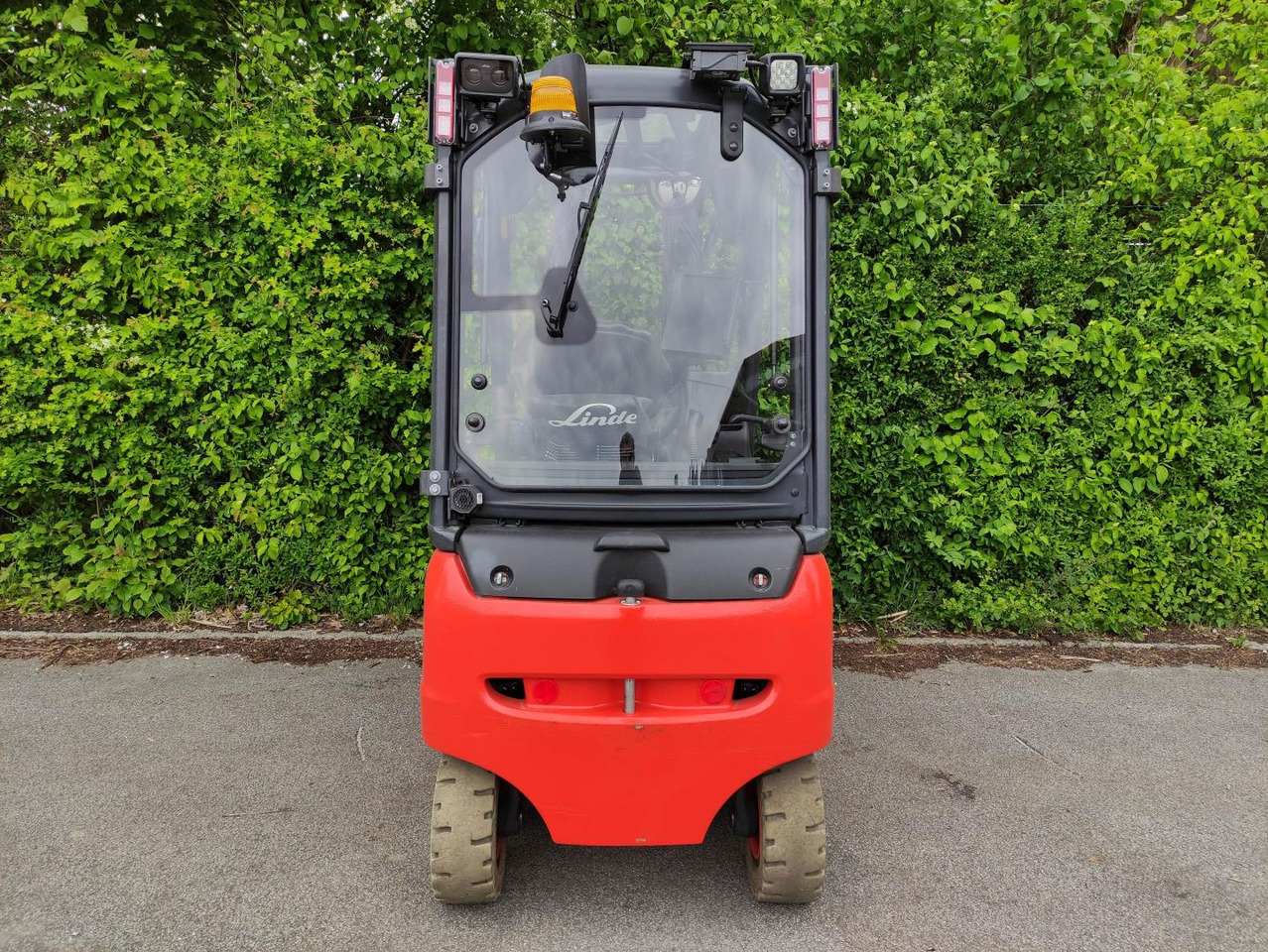Linde E16PH-02-386-EVO - Elektromos targonca: 4 kép. Linde E16PH-02-386-EVO - Elektromos targonca: 4 kép.