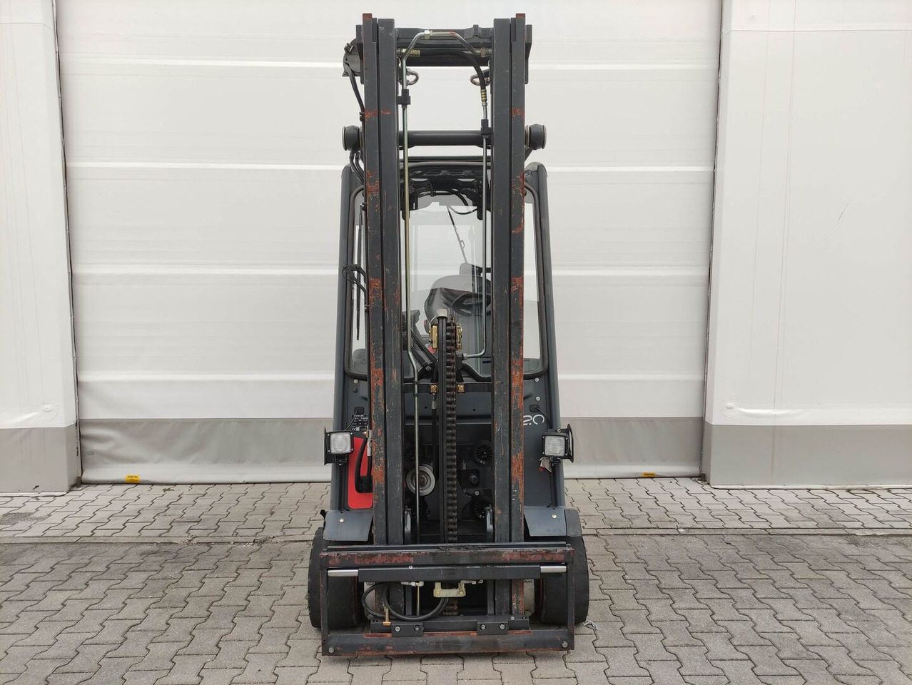 Linde E20PH-01-386 - Elektromos targonca: 3 kép. Linde E20PH-01-386 - Elektromos targonca: 3 kép.