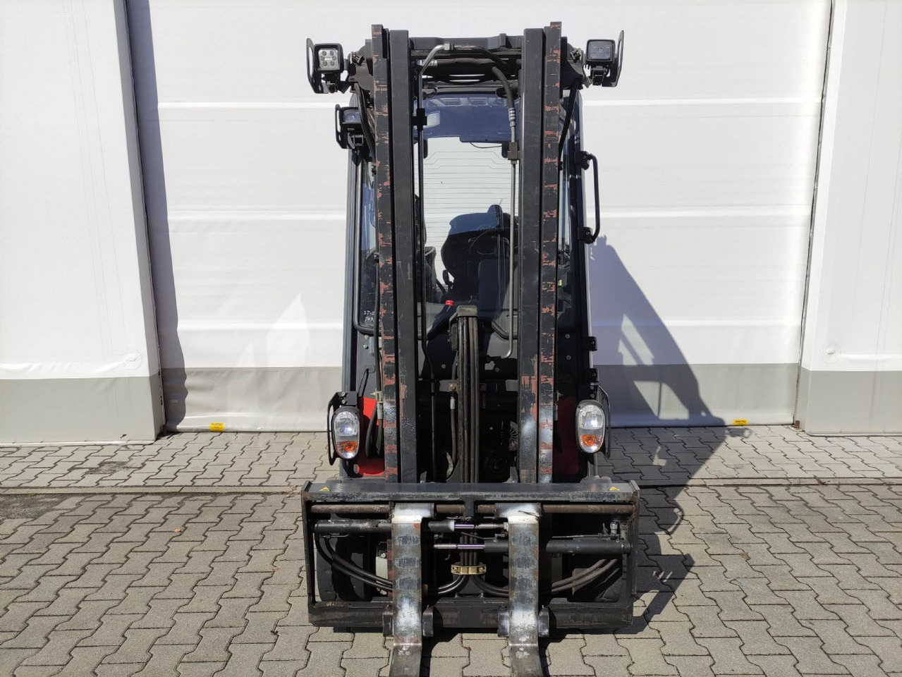 Linde E20PH-02-386 - Elektromos targonca: 3 kép. Linde E20PH-02-386 - Elektromos targonca: 3 kép.