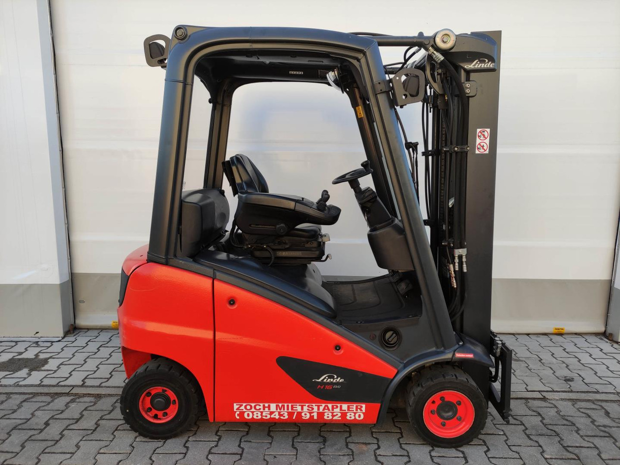 Linde H16D-01-391 EVO - Dízel targonca: 2 kép. Linde H16D-01-391 EVO - Dízel targonca: 2 kép.