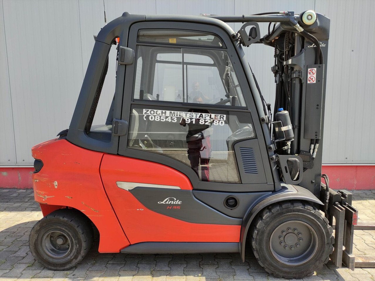 Linde H35D-01-1202 - Dízel targonca: 2 kép. Linde H35D-01-1202 - Dízel targonca: 2 kép.