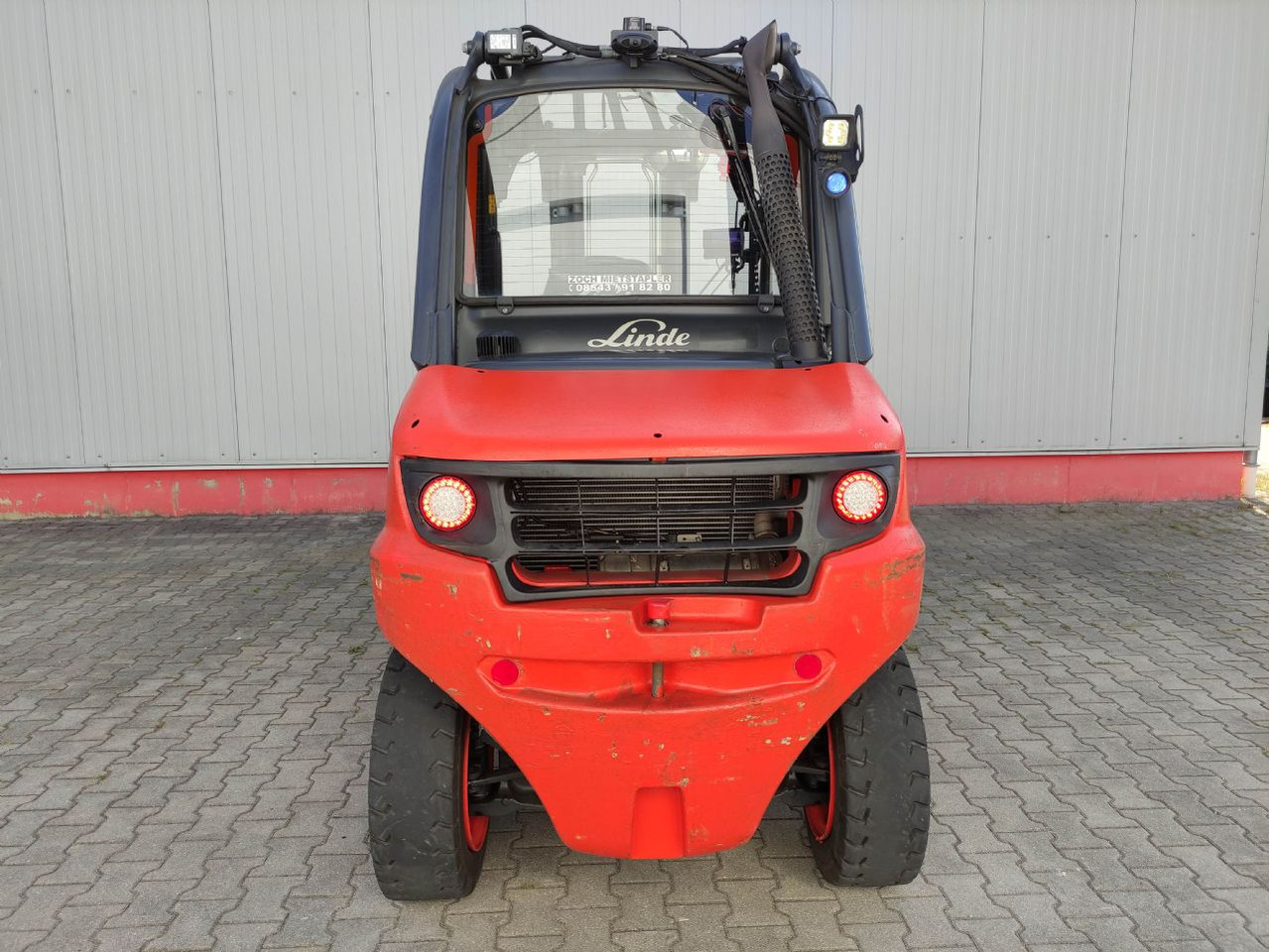 Linde H50D-02-394 (DERZEIT VERMIETET) - Dízel targonca: 4 kép. Linde H50D-02-394 (DERZEIT VERMIETET) - Dízel targonca: 4 kép.