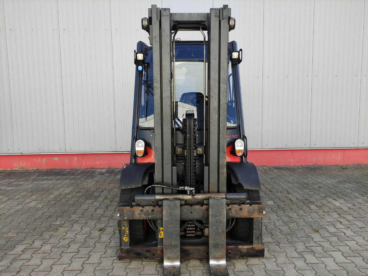 Linde H50D-02-394 (DERZEIT VERMIETET) - Dízel targonca: 3 kép. Linde H50D-02-394 (DERZEIT VERMIETET) - Dízel targonca: 3 kép.