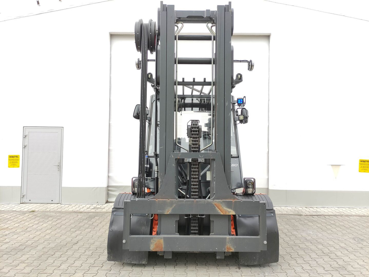 Linde H80D-03/900-396/EVO - Dízel targonca: 3 kép. Linde H80D-03/900-396/EVO - Dízel targonca: 3 kép.