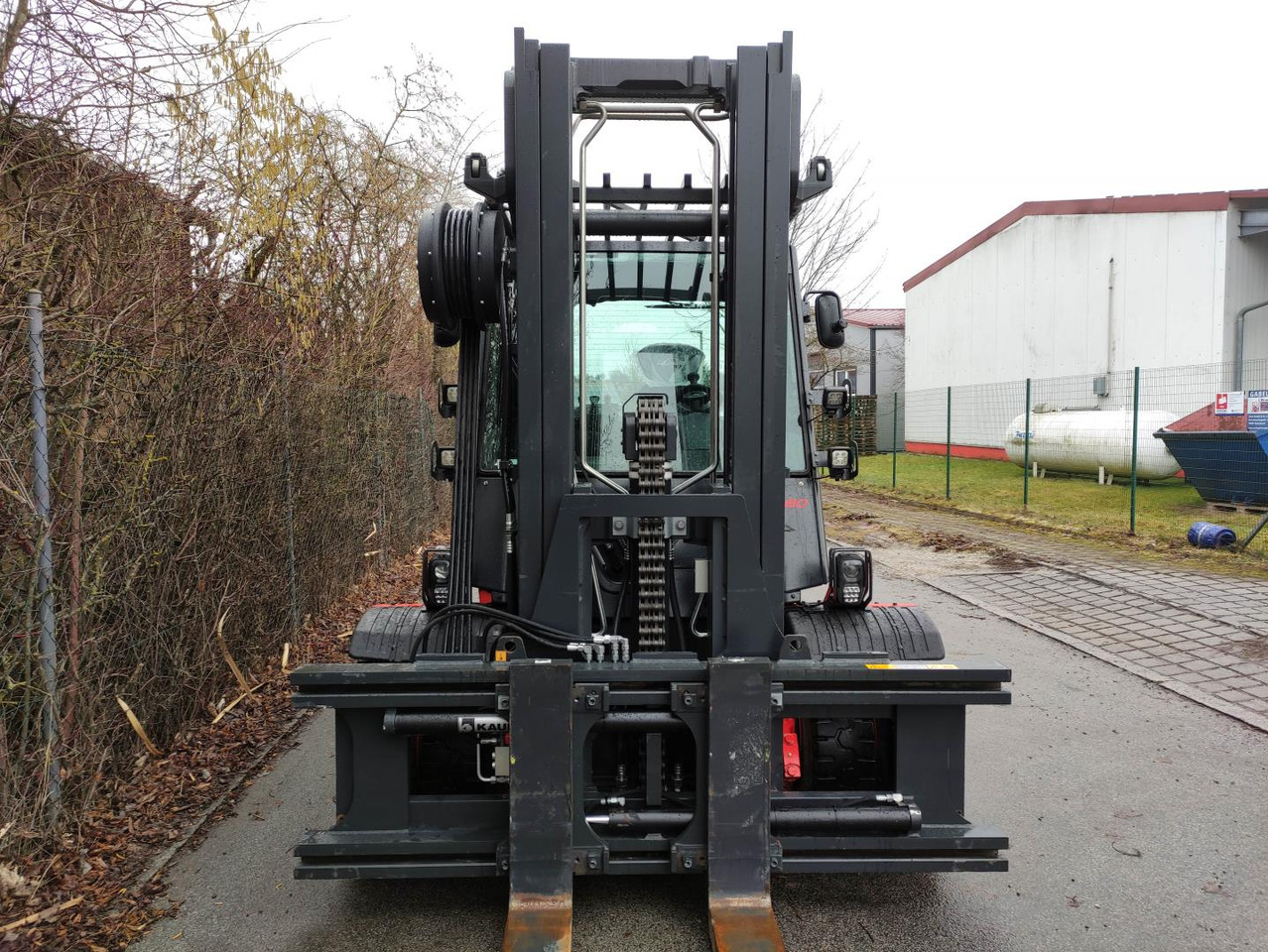 Linde H80D-1100-03-396 - Dízel targonca: 5 kép. Linde H80D-1100-03-396 - Dízel targonca: 5 kép.