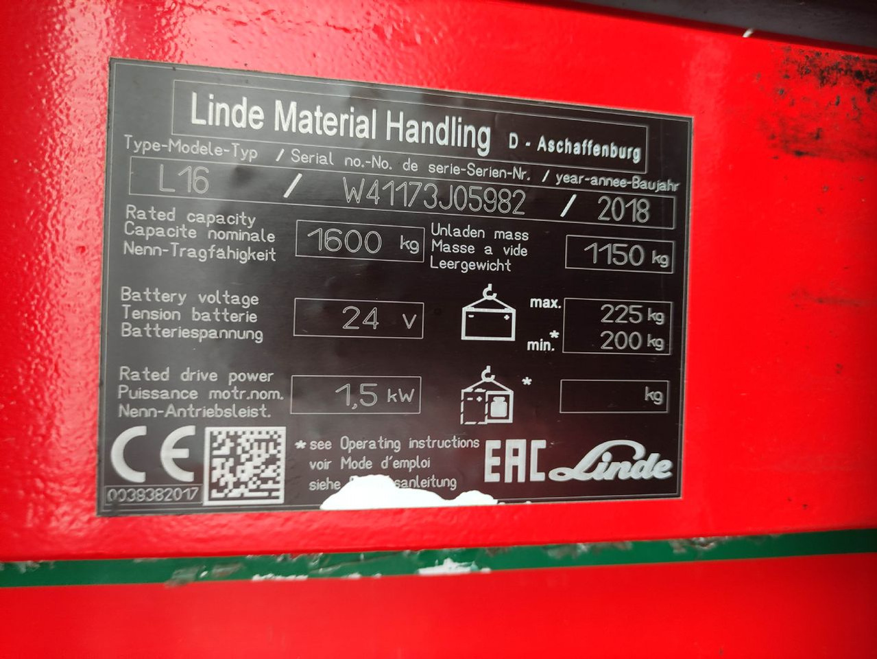 Linde L16-1173 - Emelőtargoncá: 5 kép. Linde L16-1173 - Emelőtargoncá: 5 kép.