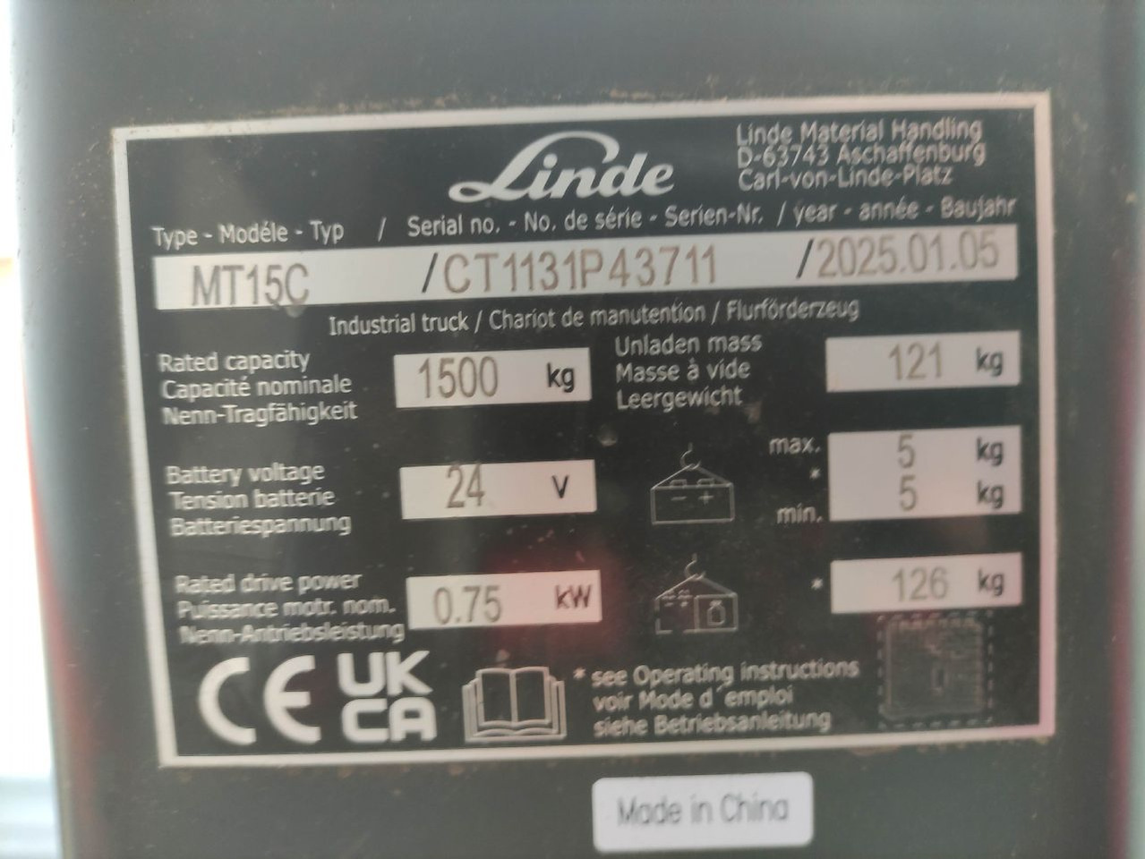 Linde MT15C - Kézi raklapemelő: 5 kép. Linde MT15C - Kézi raklapemelő: 5 kép.
