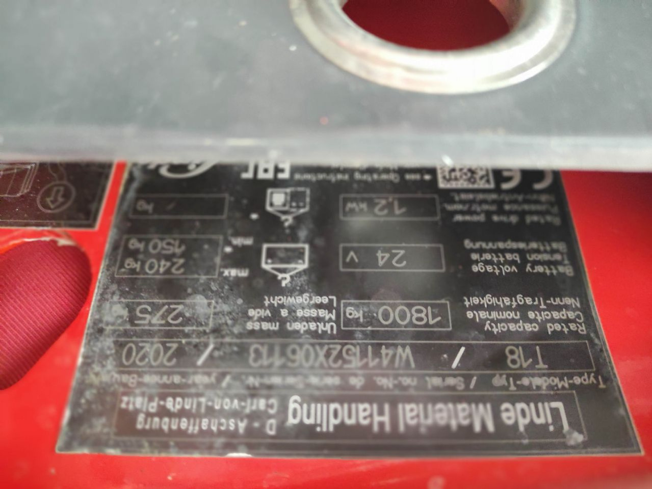 Linde T18-1152 (LACK NEU) - Kézi raklapemelő: 5 kép. Linde T18-1152 (LACK NEU) - Kézi raklapemelő: 5 kép.