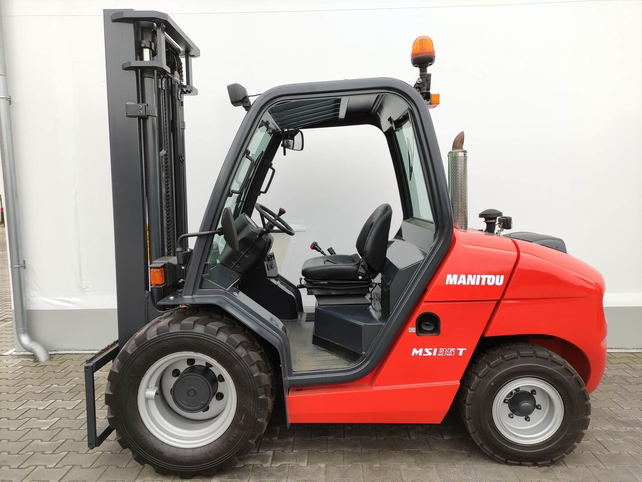 Manitou MSi 35 T (Neuwertiger Zustand!!!) - Terepjáró képességű targoncá: 1 kép. Manitou MSi 35 T (Neuwertiger Zustand!!!) - Terepjáró képességű targoncá: 1 kép.