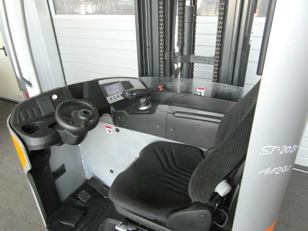 Still FM-X-20 - Tolóoszlopos targoncá: 5 kép. Still FM-X-20 - Tolóoszlopos targoncá: 5 kép.