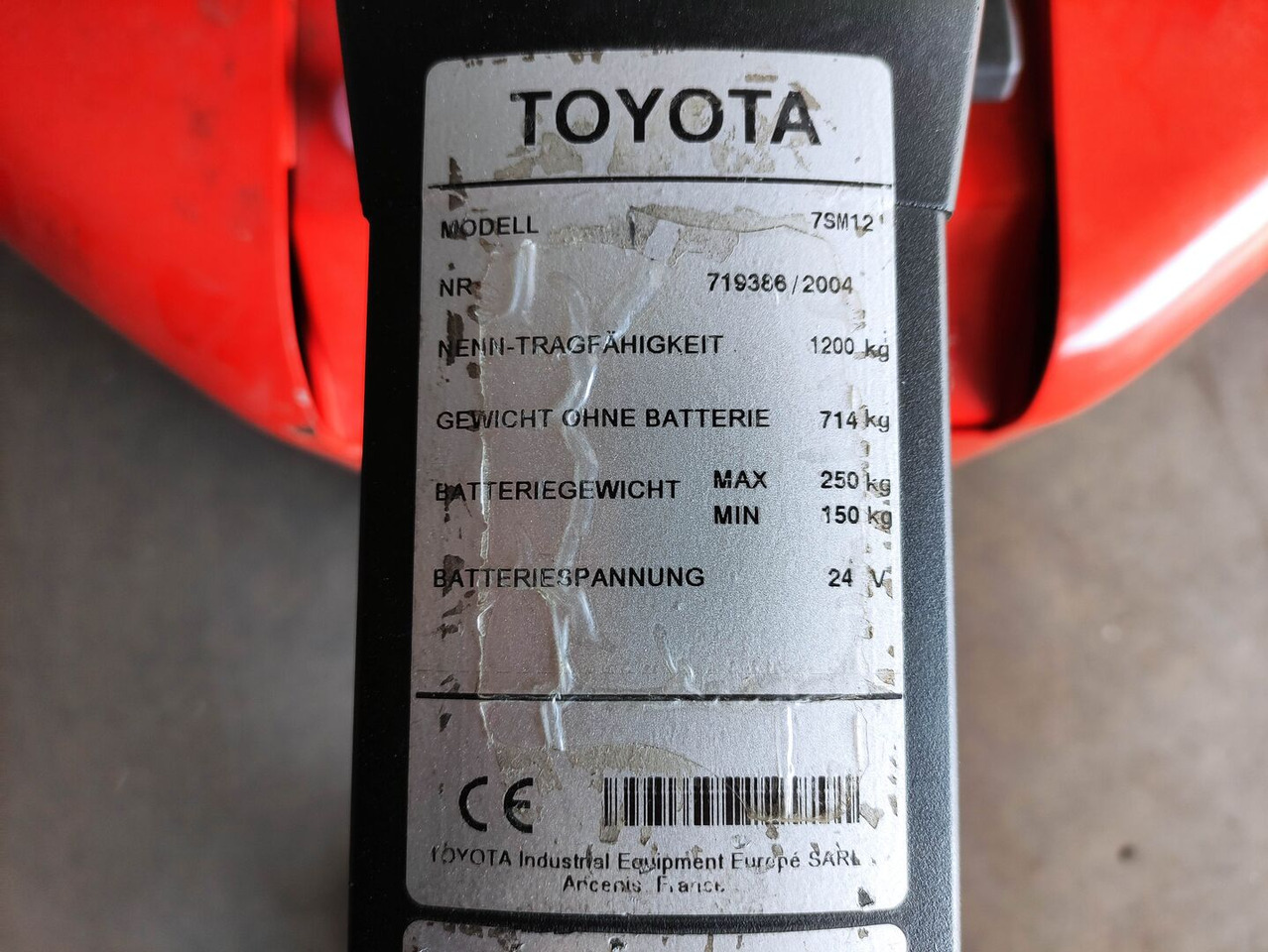 Toyota 7SM12 - Emelőtargoncá: 5 kép. Toyota 7SM12 - Emelőtargoncá: 5 kép.
