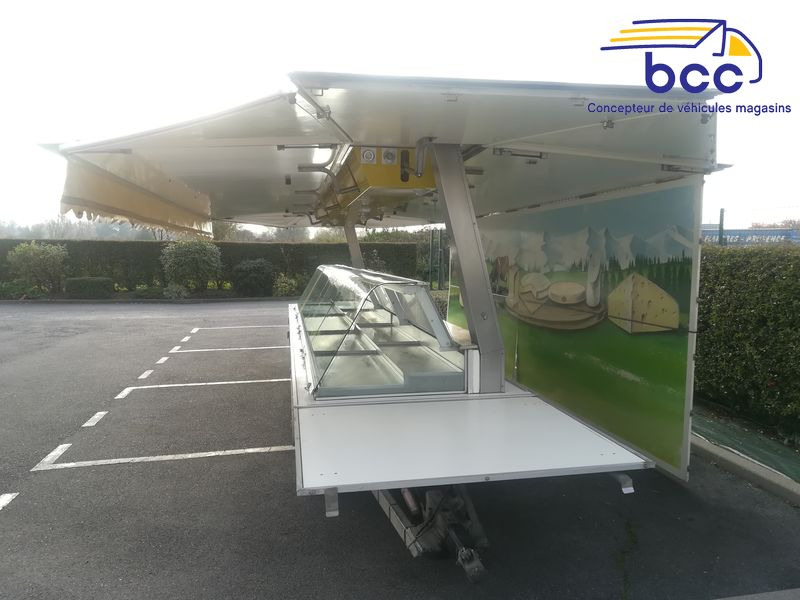 BCC remorque Etal - Büfékocsi: 2 kép. BCC remorque Etal - Büfékocsi: 2 kép.