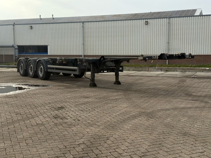 Kögel PORT 40 SIMPLEX 20 CONTAINER CHASSIS, NL TRAILER, 2020 - Félpótkocsi cserefelépítményes: 1 kép. Kögel PORT 40 SIMPLEX 20 CONTAINER CHASSIS, NL TRAILER, 2020 - Félpótkocsi cserefelépítményes: 1 kép.