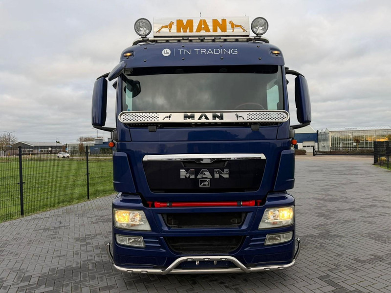 MAN 28.480 PORTAAL ARM, BLAD LUCHT, RETARDER, 6X2. - Konténerszállító: 3 kép. MAN 28.480 PORTAAL ARM, BLAD LUCHT, RETARDER, 6X2. - Konténerszállító: 3 kép.