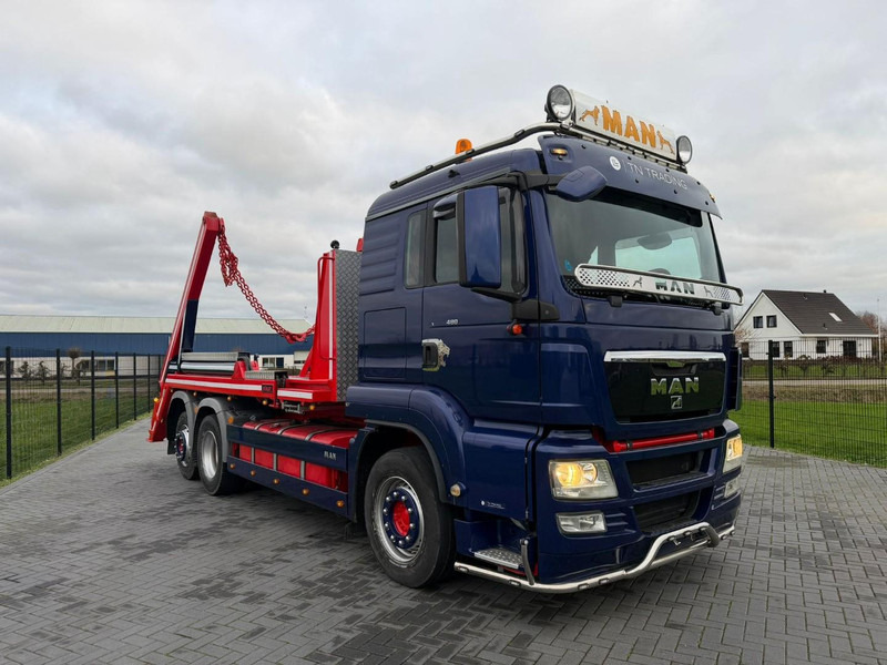 MAN 28.480 PORTAAL ARM, BLAD LUCHT, RETARDER, 6X2. - Konténerszállító: 1 kép. MAN 28.480 PORTAAL ARM, BLAD LUCHT, RETARDER, 6X2. - Konténerszállító: 1 kép.