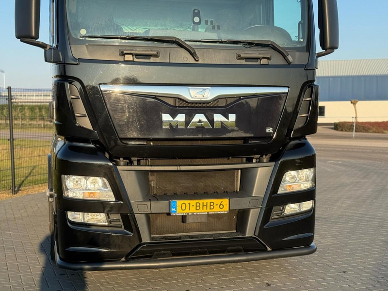 MAN TGX 18.440 NL TRUCK, ALCOA WHEELS, 2X TANK. - Nyergesvontató: 5 kép. MAN TGX 18.440 NL TRUCK, ALCOA WHEELS, 2X TANK. - Nyergesvontató: 5 kép.