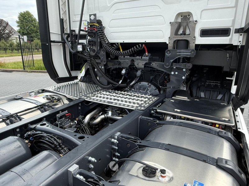 Új Nyergesvontató Scania 500S NGS NIEUW, VOL OPTIES, PARK COOL, LEER, RETARDER, PTO, ALCOA.: 11 kép.