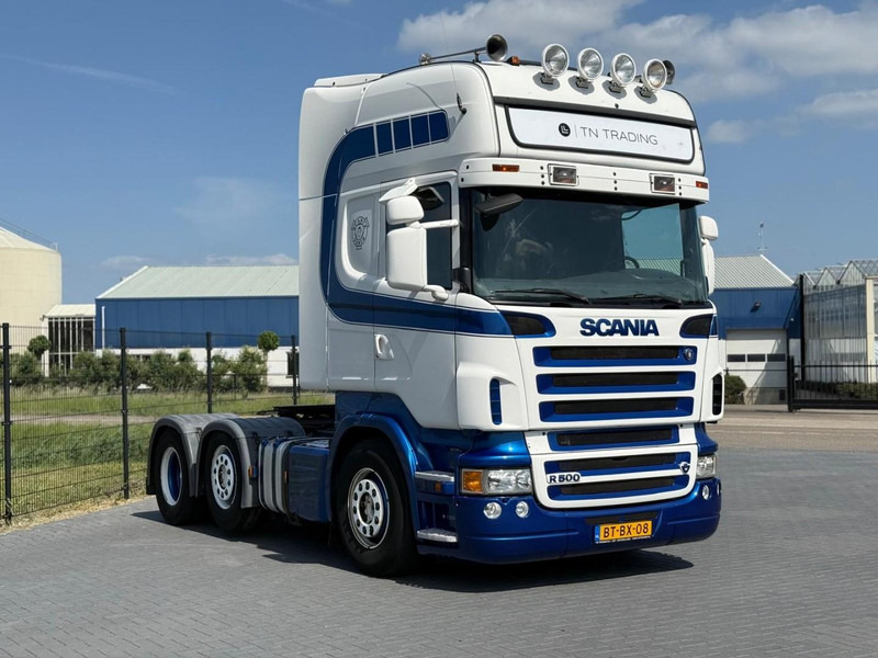 Scania R 500 A 6X2/4 STEERING PUSHER, MANUEL, RETARDER, LEATHER, TOP. - Nyergesvontató: 1 kép. Scania R 500 A 6X2/4 STEERING PUSHER, MANUEL, RETARDER, LEATHER, TOP. - Nyergesvontató: 1 kép.
