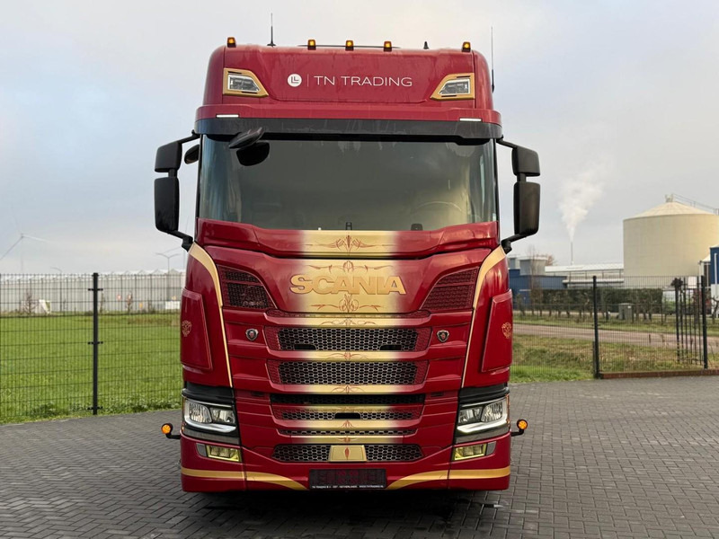 Scania R410 VOLLUCHT, 2 TANKS, LEER, ALCOA, SMART 2 TACHO, LEDER. - Nyergesvontató: 4 kép. Scania R410 VOLLUCHT, 2 TANKS, LEER, ALCOA, SMART 2 TACHO, LEDER. - Nyergesvontató: 4 kép.