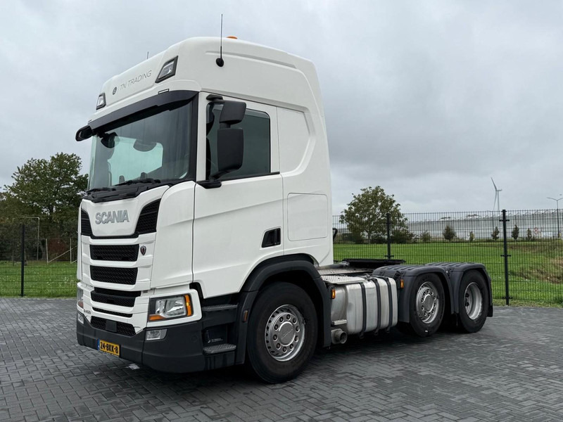 Scania R450 RETARDER, TWEE TANKS, GESTUURDE VOORLOPER, TOP! - Nyergesvontató: 3 kép. Scania R450 RETARDER, TWEE TANKS, GESTUURDE VOORLOPER, TOP! - Nyergesvontató: 3 kép.