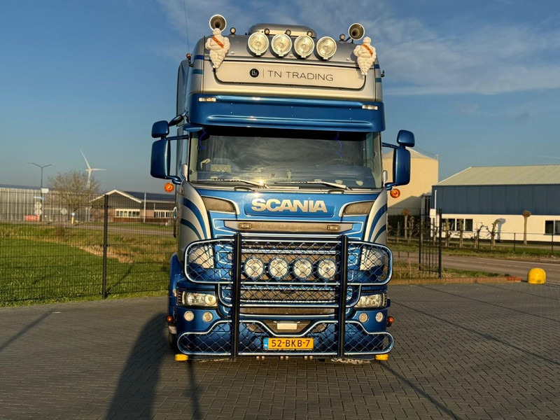 Scania R450 SHOW TRUCK, FULL AIR, SPECIAL INTERIOR, RETARDER, PTO. - Nyergesvontató: 2 kép. Scania R450 SHOW TRUCK, FULL AIR, SPECIAL INTERIOR, RETARDER, PTO. - Nyergesvontató: 2 kép.
